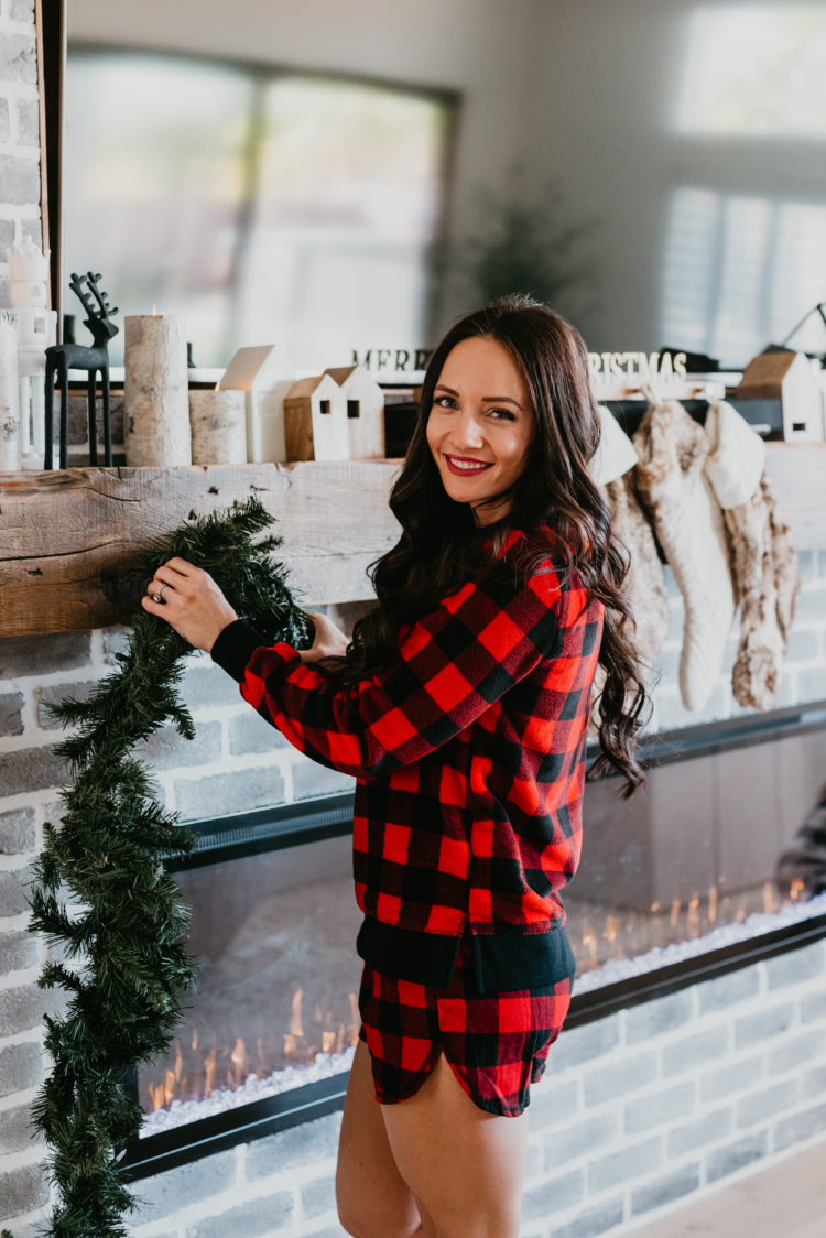 Christmas Mantel Ideas featured by top Las Vegas lifestyle blogger, Outfits & Outings