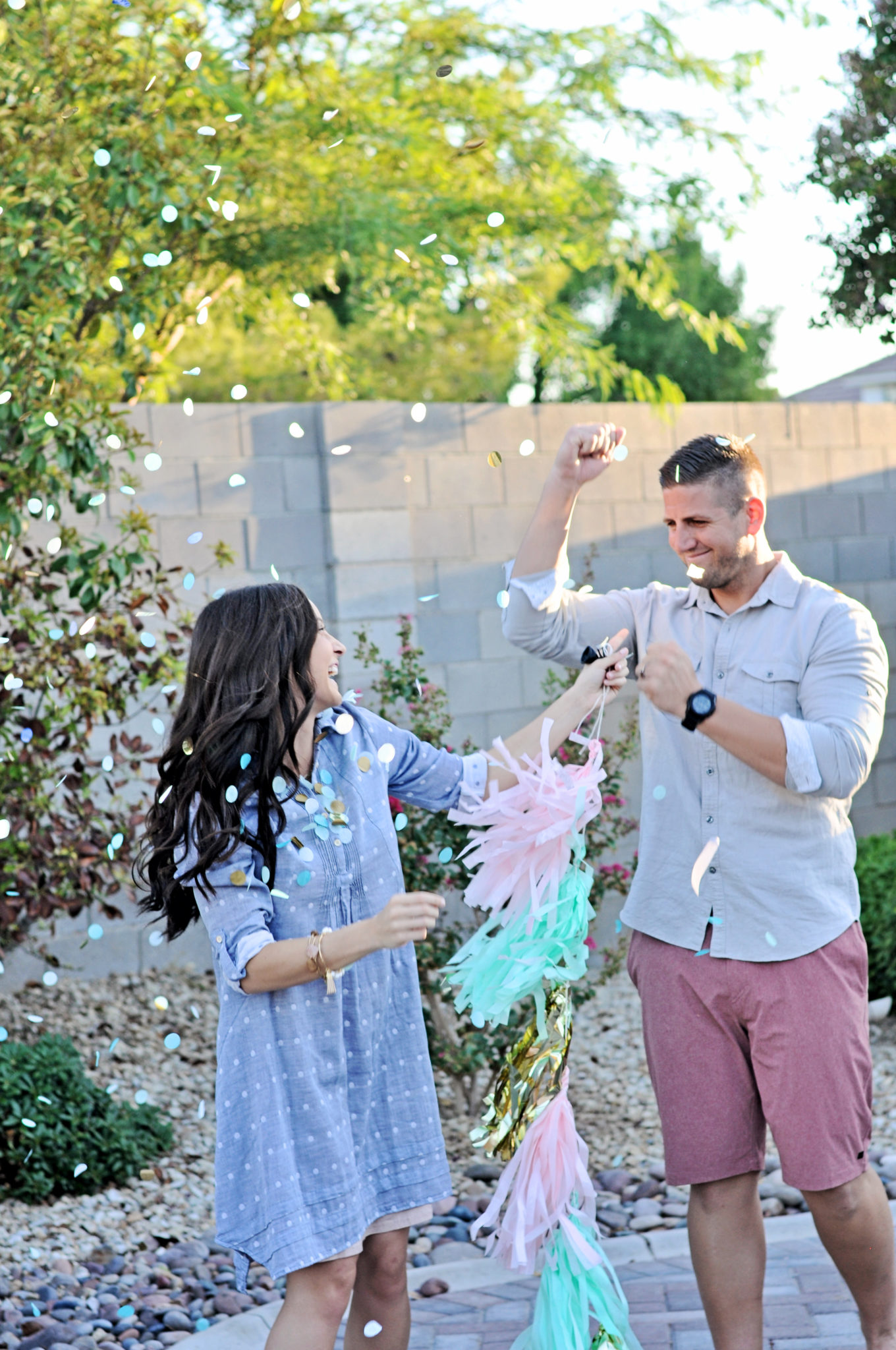 gender-reveal-party-outfits-outings