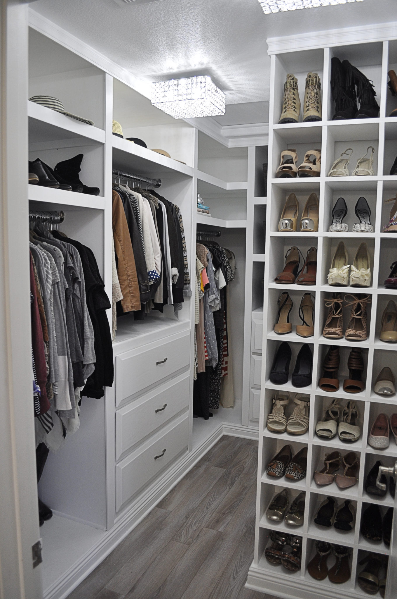 Small DIY walk in closet makeover | Outfits & Outings