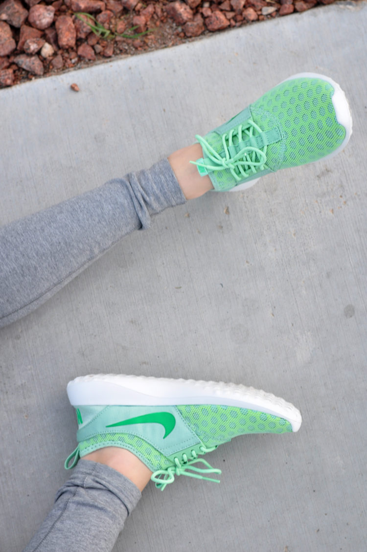 mint green nike outfit
