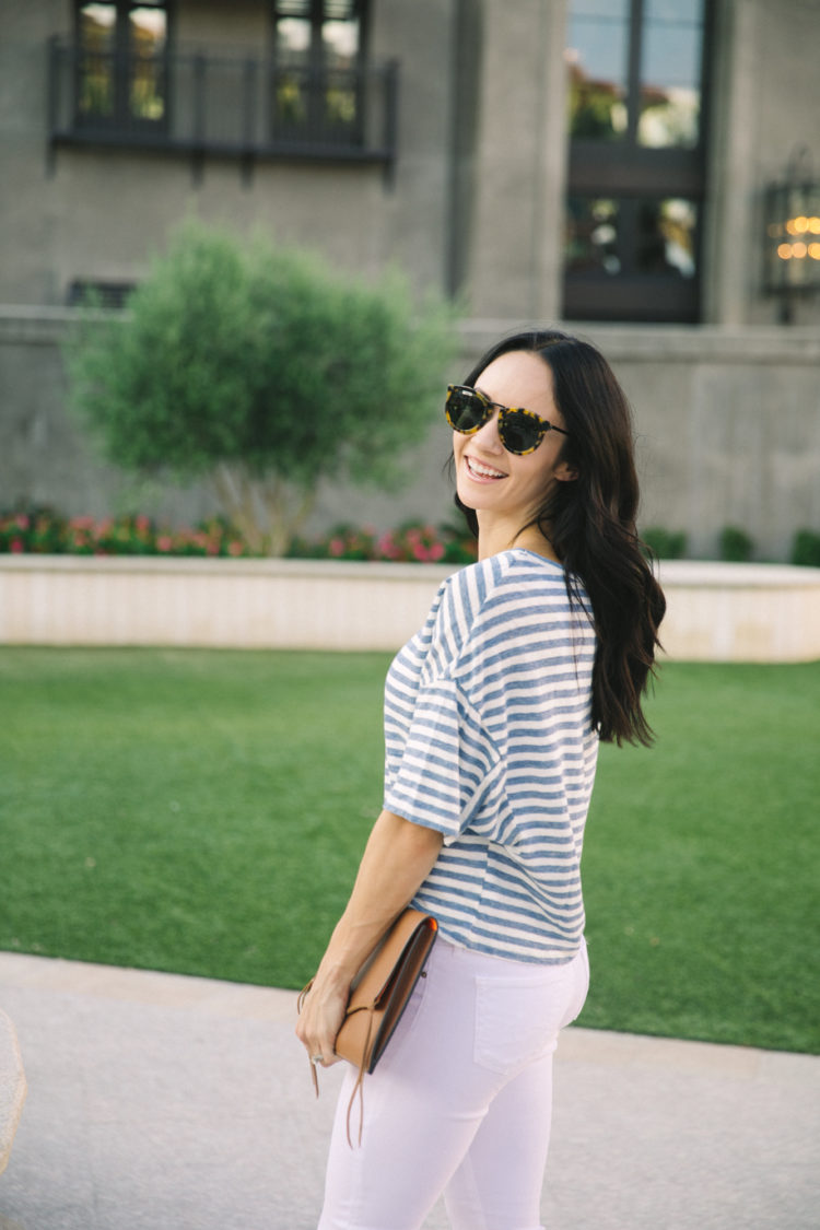 striped tee and white jeans outfit 
