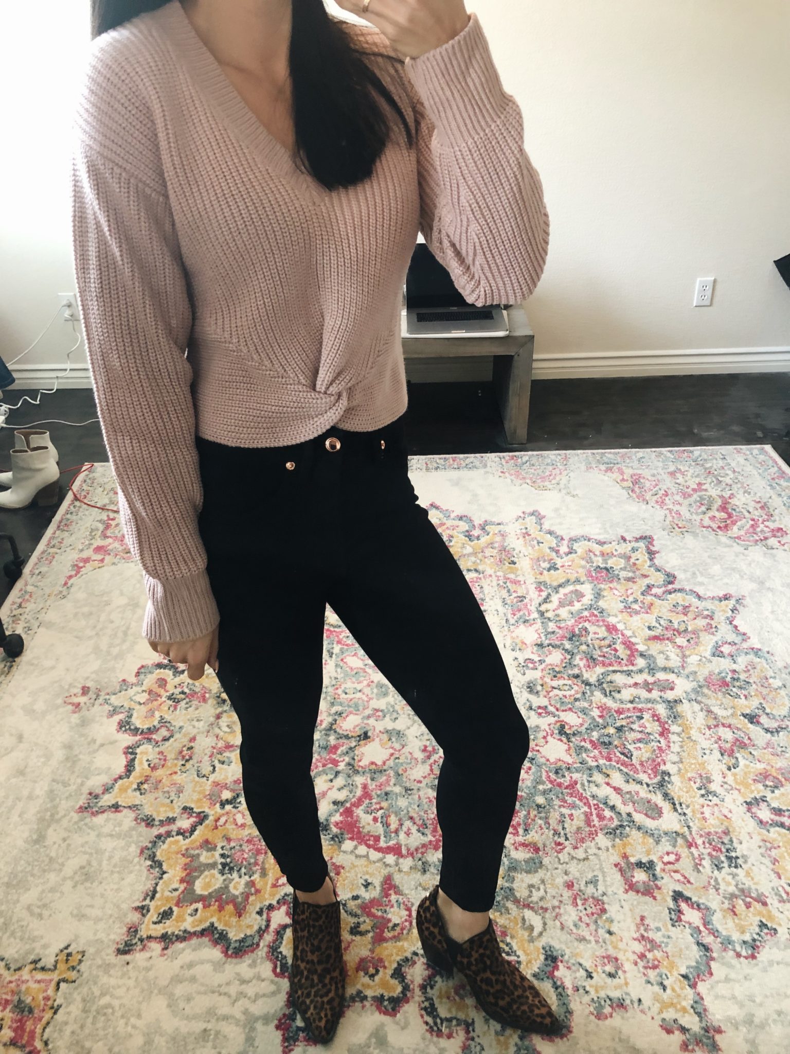 Cute Fall Outfits for Women featured by top US fashion blog, Outfits & Outings